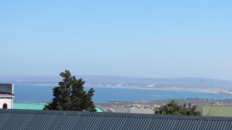 4 Bedroom Property for Sale in Myburgh Park Western Cape